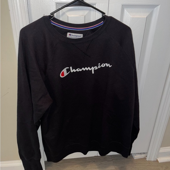 Champion Crewneck Sweatshirt - Picture 1 of 5